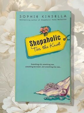 Shopaholic Ties the Knot Book by Sophie Kinsella